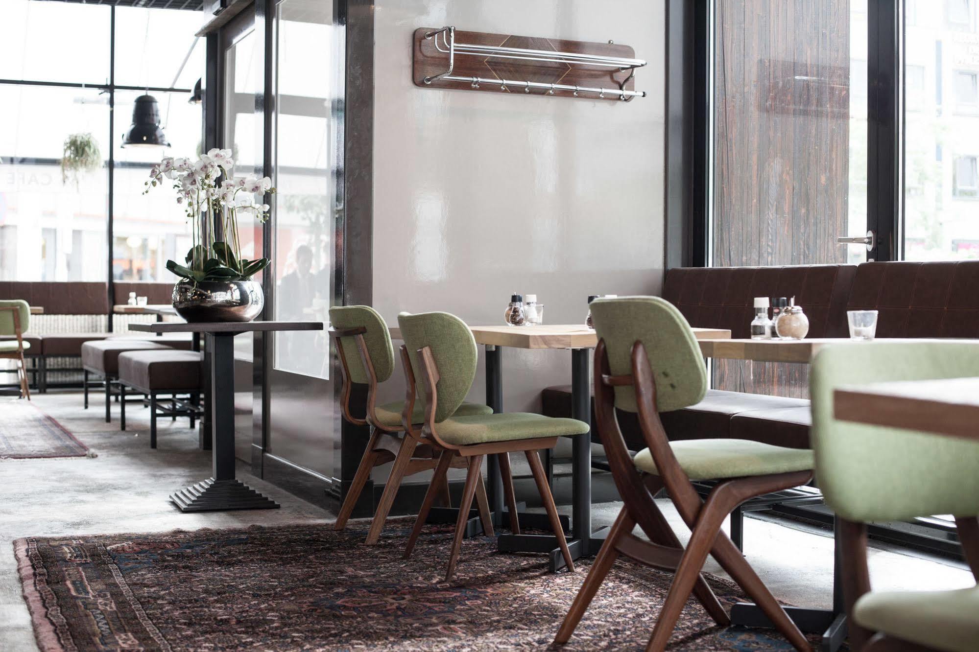 Hotel Finn Almere Luaran gambar